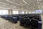 ホール33A