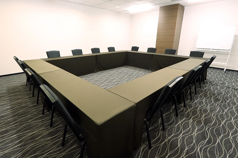 TKPガーデンシティPREMIUM仙台西口 ミーティングルーム6N