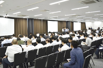 プレゼン発表会・表彰式・懇親会