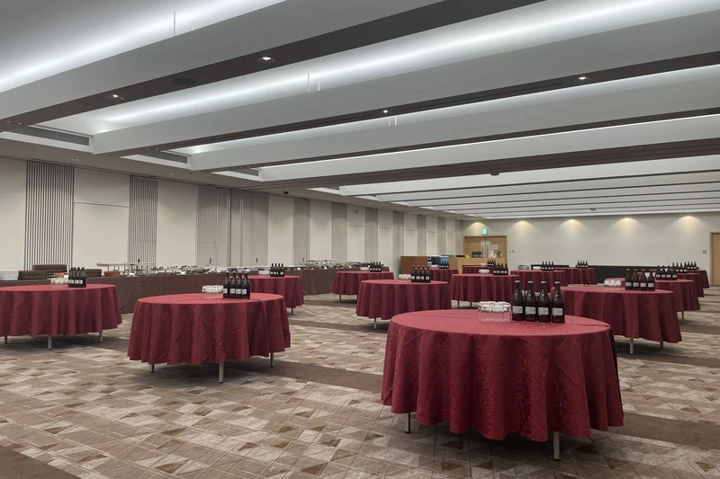 TKPエルガーラホール 中ホール(全)