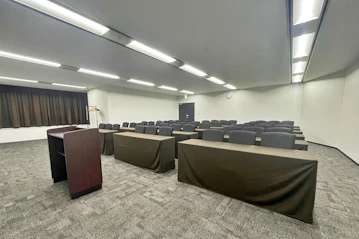 カンファレンスルーム13B（TKP大阪梅田カンファレンスセンターANNEX）※写真はイメージです。