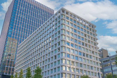 コンファレンススクエアエムプラス