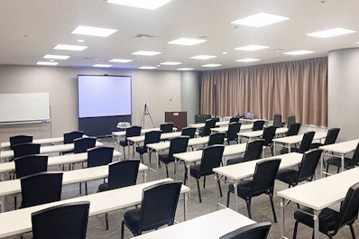 https://www.kashikaigishitsu.net/assets/dafe7aa892a24c93965c1d4a581ad23f/5bb381c814274cd3bce5c8835ca039d6/nagoya1_1.jpg
