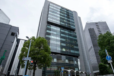 リージャス 梅田スクエアビジネスセンター 外観