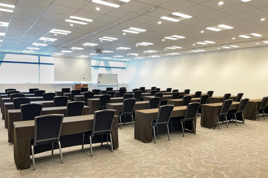 TKPガーデンシティPREMIUM池袋 ホール4C