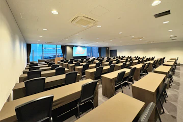 ホール3B（TKPガーデンシティPREMIUM広島駅北口）