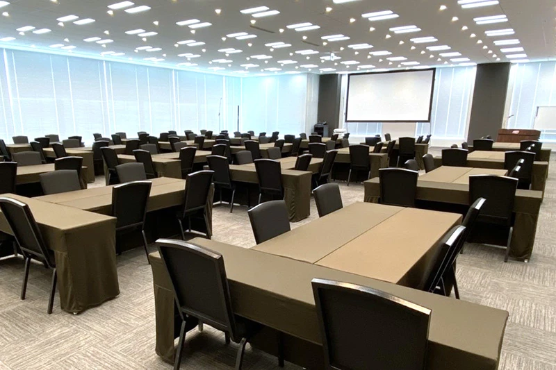 TKPガーデンシティPREMIUM京橋 ホール22B