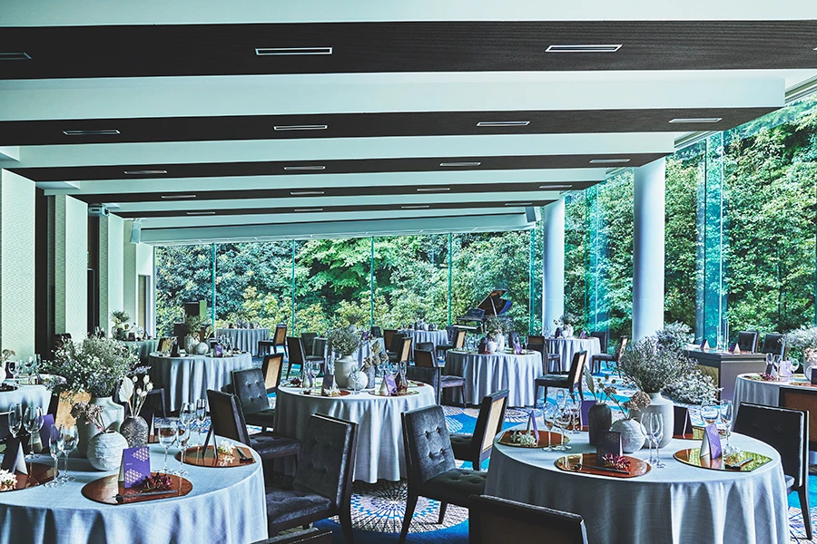 CIRQ(シルク)金沢南 ダイニング箔