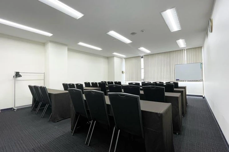 TKP横浜会議室(旧:TKP横浜ビジネスセンター) ミーティングルーム7D