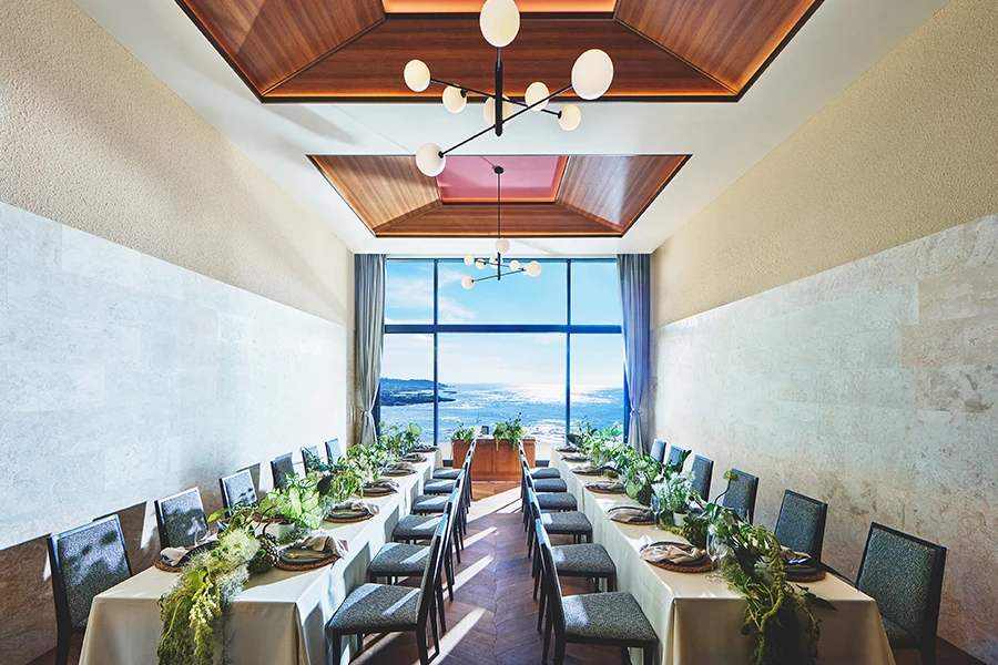 CIRQ(シルク)沖縄南 ダイニング SURA