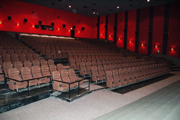 ユナイテッド・シネマ豊洲 No.10