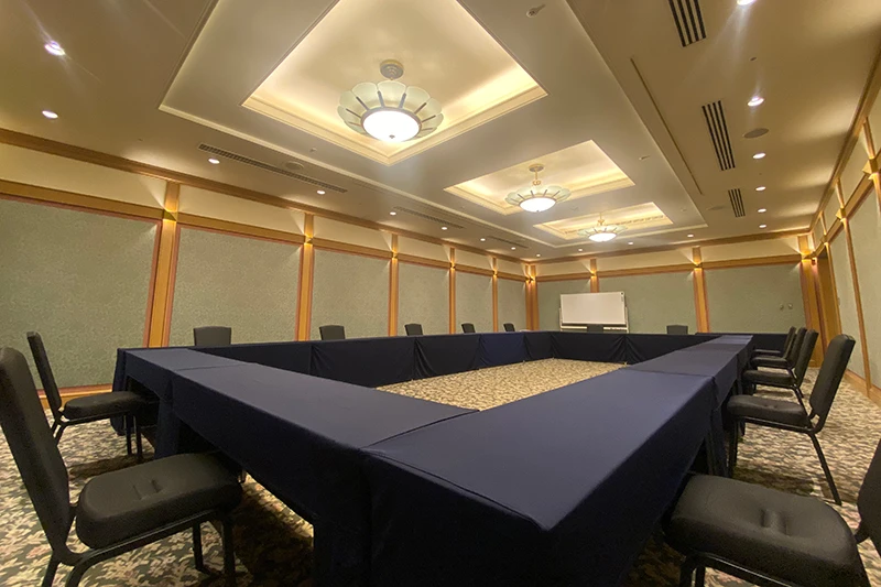 TKPガーデンシティ千葉 4F ラルゴ