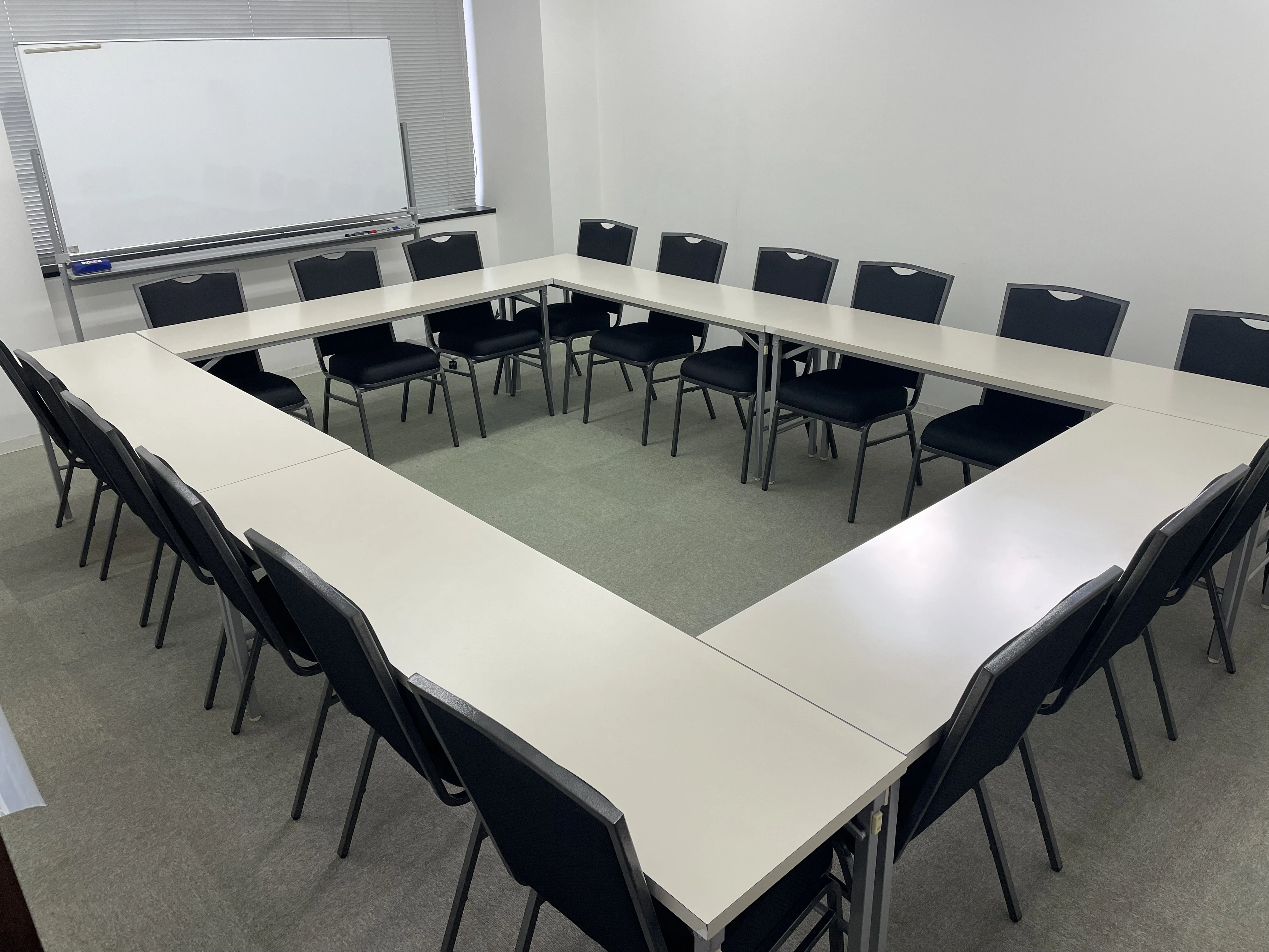 TKP神田ビジネスセンター ミーティングルーム602