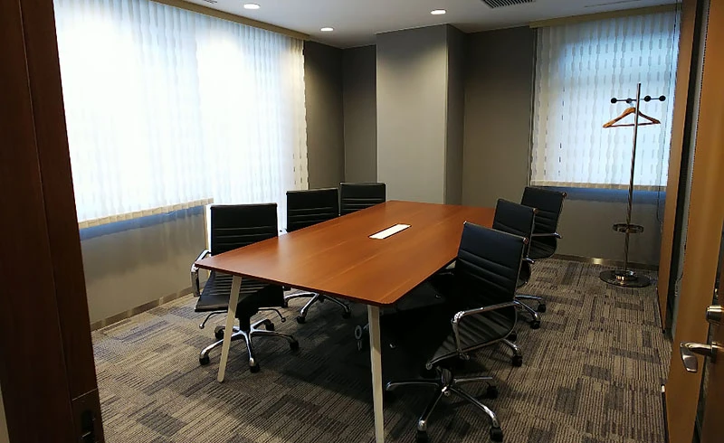 リージャス 銀座三丁目ビジネスセンター 並木