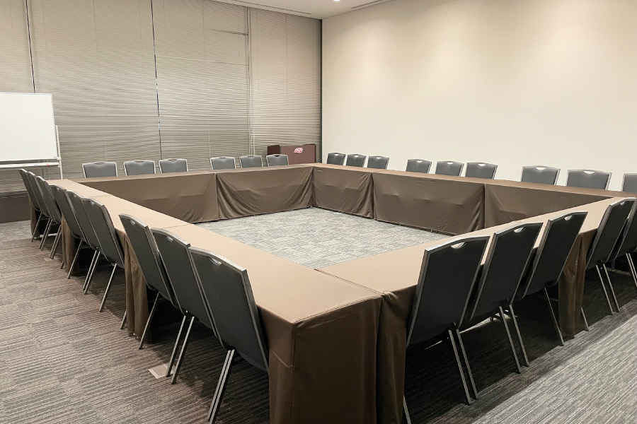 TKPガーデンシティPREMIUM神保町 ティンバー(小部屋)