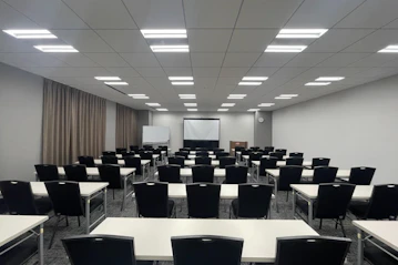 TKPガーデンシティPREMIUM天神ブリッククロス　カンファレンスルーム10B