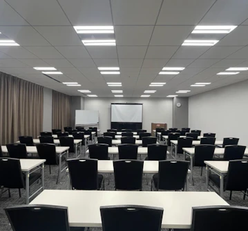 TKPガーデンシティPREMIUM天神ブリッククロス カンファレンスルーム10B