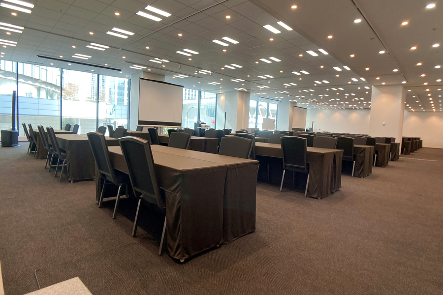 TKPガーデンシティPREMIUM横浜駅新高島 ホール2B+C