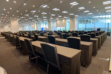 TKPガーデンシティPREMIUM横浜駅新高島 ホール2A+B