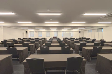 TKP品川港南口会議室 ホール4A
