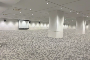 TKP横浜駅西口タカシマヤローズホール ホールA