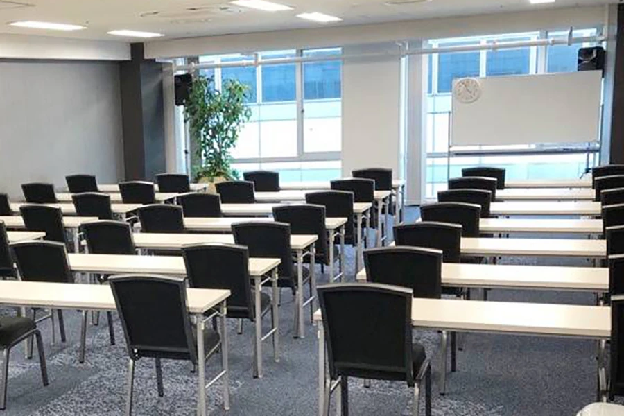 TKP新宿西口カンファレンスセンター カンファレンスルーム8D