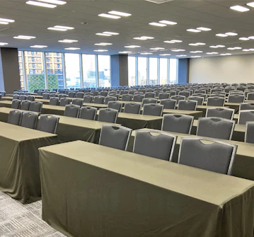 TKPガーデンシティPREMIUM大阪梅田新道 ホール11D