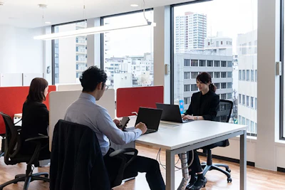 リージャス小倉駅前ビジネスセンター 仕事スペース