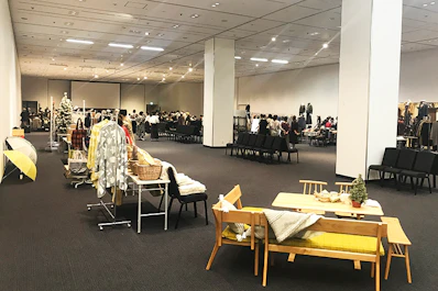 広さを活かした商品配置