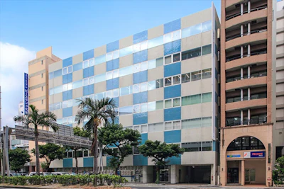 リージャス COI那覇ビルビジネスセンター 外観